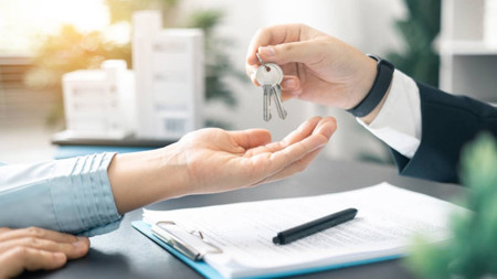 المحكمة العليا التركية تلزم المستأجر الذي يخرج قبل انتهاء العقد بدفع الإيجار