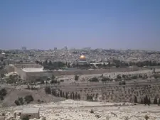 الاحتلال يهدم منازل فلسطينية في القدس الشرقية