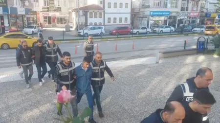 توقيف 63 شخصاً في عملية مكافحة مخدرات بأنقرة تستهدف مروّجين عبر وسائل التواصل