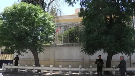 رفع العلم الأميركي مجدداً في دمشق