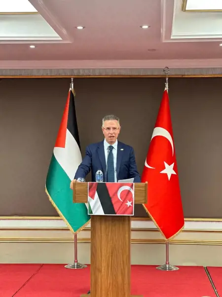 فعالية تكريم السفير الفلسطيني في تركيا بعد عشر سنوات من العطاء