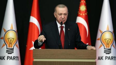 أردوغان يعلن بدء العمل على إعداد الدستور الجديد 