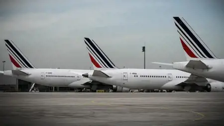 تبرئة الخطوط الجوية الفرنسية من تهمة قتل 228 شخصًا تبرئة الخطوط الجوية الفرنسية من تهمة قتل 228 شخصًا