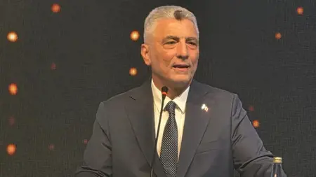 وزير التجارة التركيّ من الحدود السورية: تركيا وسوريا كاللحم والظفر.. وممرّ تجاريّ نحو لندن