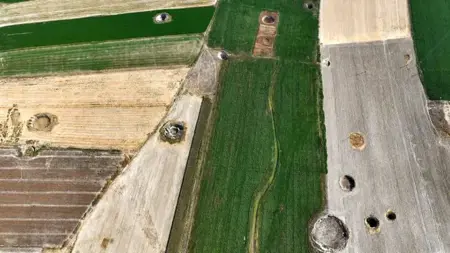 ثقوب أرضية تثير تخوفات سكان ولاية قونية التركية ثقوب أرضية تثير تخوفات سكان ولاية قونية التركية