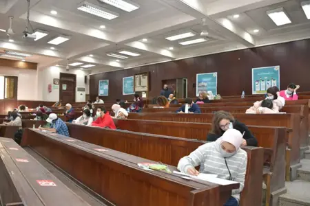 YÖS أم SAT؟ دليلك لاختيار امتحان القبول الأنسب