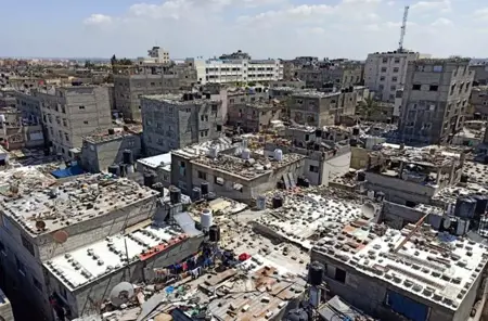 الجيش الإسرائيلي يعلن قرب إنتهاء عملياته في خانيونس الجيش الإسرائيلي يعلن قرب إنتهاء عملياته في خانيونس