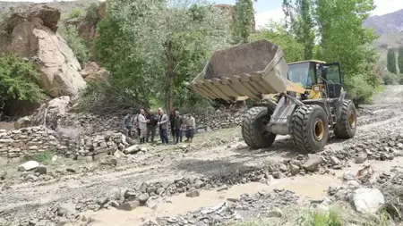 الأمطار الغزيرة تتسبب في حدوث فيضانات في مدينة فان الأمطار الغزيرة تتسبب في حدوث فيضانات في مدينة فان
