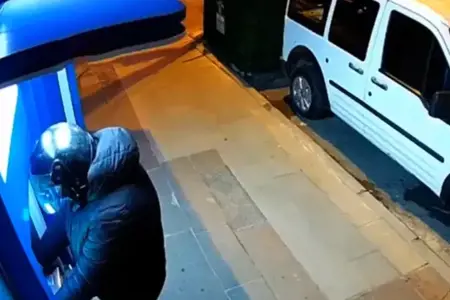 إسطنبول: اعتقال لص نفّذ 38 سرقة من أجهزة الصراف