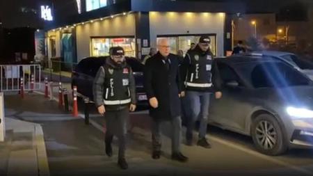 إحالة رئيس بلدية بيكوز بإسطنبول إلى المحكمة