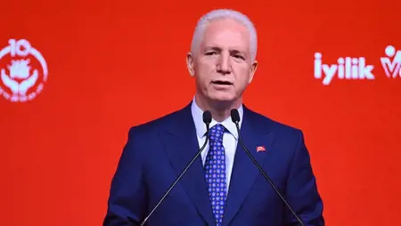 والي إسطنبول يرد على أوزيل بشأن انتخاب قائم بأعمال بلدية أوسكودار