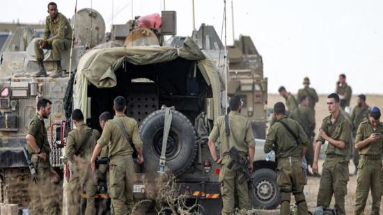إسرائيل تدعي أن "العملية البرية" الإسرائيلية ضد قطاع غزة قد تم تأجيلها بسبب الظروف الجوية