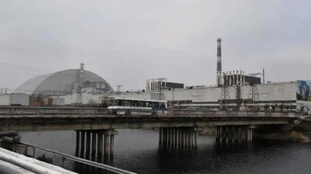 البنتاغون: القوات الروسية بدأت بالانسحاب من محطة تشيرنوبيل النووية بأوكرانيا