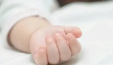 فتاتان مثليتان تعترفان بخداعهما وزارة الأسرة التركية بخصوص طفل فتاتان مثليتان تعترفان بخداعهما وزارة الأسرة التركية بخصوص طفل