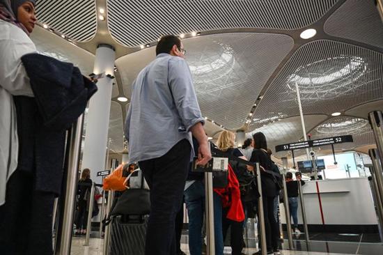 معنى رموز منع الدخول إلى تركيا V-84 و G-87