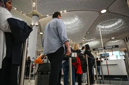 معنى رموز منع الدخول إلى تركيا V-84 و G-87