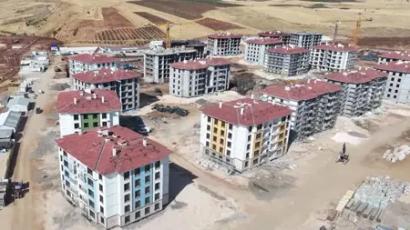 بدء تسليم المنازل لمنكوبي الزلزال في أديامان في غضون شهر إلى شهر ونصف بدء تسليم المنازل لمنكوبي الزلزال في أديامان في غضون شهر إلى شهر ونصف