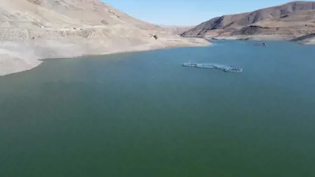 انخفاض معدلات السدود في وآن شرقي تركيا إلى مستويات حرجة انخفاض معدلات السدود في وآن شرقي تركيا إلى مستويات حرجة