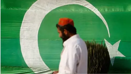 باكستان تعتمد المقايضة التجارية مع هذه الدول الثلاث باكستان تعتمد المقايضة التجارية مع هذه الدول الثلاث