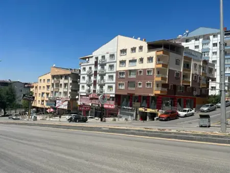 أنقرة: صاحب منزل يعرض 200 ألف ليرة على المستأجر كي يخرج والأخير يرفض أنقرة: صاحب منزل يعرض 200 ألف ليرة على المستأجر كي يخرج والأخير يرفض