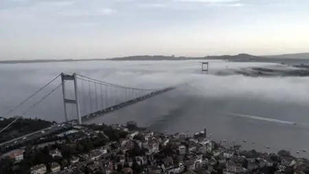 فتح مضيق البوسفور بإسطنبول لمرور السفن فتح مضيق البوسفور بإسطنبول لمرور السفن