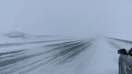 الثلوج تعيق حركة النقل في أرداهان الثلوج تعيق حركة النقل في أرداهان