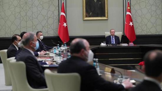 اجتماع هام للحكومة التركية ..يكشف خطوات العودة التدريجية إلى الحياة الطبيعية 