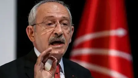 رئيس شركة الصناعات الدفاعية التركية "بايكار" ينتقد كيليتشدار أوغلو رئيس شركة الصناعات الدفاعية التركية "بايكار" ينتقد كيليتشدار أوغلو