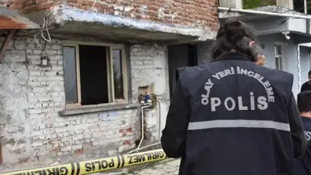 بعد بلوغ 102 عامًا.. مصرع مسن تركي بسبب المدفأة الكهربائية بعد بلوغ 102 عامًا.. مصرع مسن تركي بسبب المدفأة الكهربائية