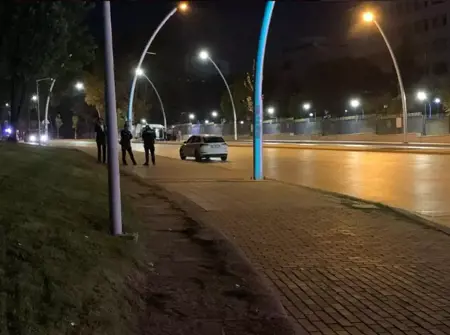 أنقرة.. إخلاء منطقة تشانكايا بسبب طرد يحتوي على قنبلة موقوتة أنقرة.. إخلاء منطقة تشانكايا بسبب طرد يحتوي على قنبلة موقوتة