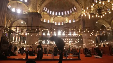 بابا ليو الرابع عشر يبدأ زيارته التاريخية إلى تركيا