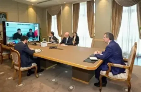 زيلينسكي يشكر تركيا في قمة فرنسا زيلينسكي يشكر تركيا في قمة فرنسا