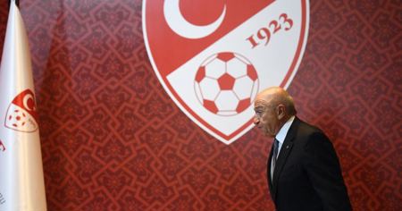 استقالة رئيس الاتحاد التركي لكرة القدم