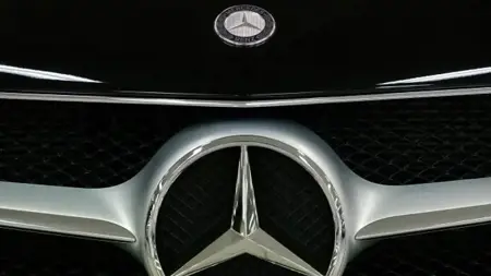 مرسيدس تنسحب نهائيًا من السوق الروسية