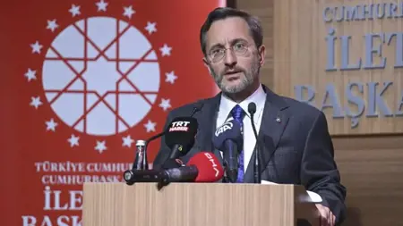 تركيا ..أردوغان يعيد تعيين فخر الدين ألطون في منصب مدير الاتصالات تركيا ..أردوغان يعيد تعيين فخر الدين ألطون في منصب مدير الاتصالات