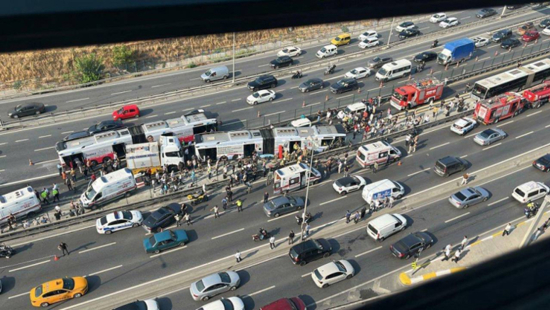 عاجل :مصرع شخص في حادث اصطدام حافلتي متروبوس بإسطنبول عاجل :مصرع شخص في حادث اصطدام حافلتي متروبوس بإسطنبول