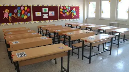 تفشّي مرض الجدري في مدرسة بولاية باليكسير  وتعليق الدراسة في أحد الصفوف