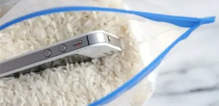 تحذير من أبل بخصوص الهواتف المبللة تحذير من أبل بخصوص الهواتف المبللة