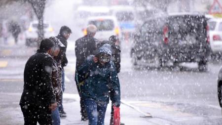 الأرصاد الجوية التركية تحذر من تساقط الثلوج في 3 مقاطعات