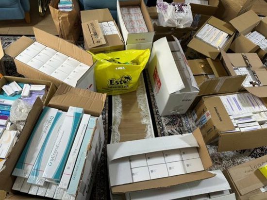 ضبط 2,500 دواء في عملية ضد صيدلية مزيفة بإسطنبول
