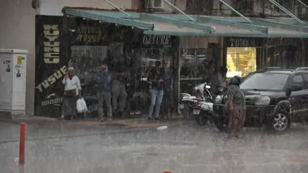 الأرصاد التركية تطلق تحذير شديد اللهجة من الفيضانات في هذه المدن الأرصاد التركية تطلق تحذير شديد اللهجة من الفيضانات في هذه المدن