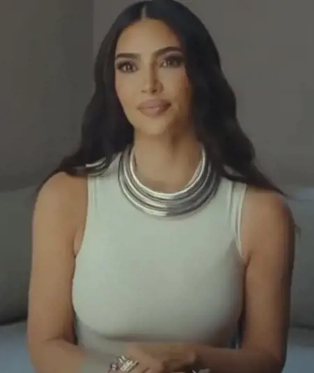 بهذا الشكل استهزأت كيم كارداشيان من أطفال غزة الشهداء بهذا الشكل استهزأت كيم كارداشيان من أطفال غزة الشهداء