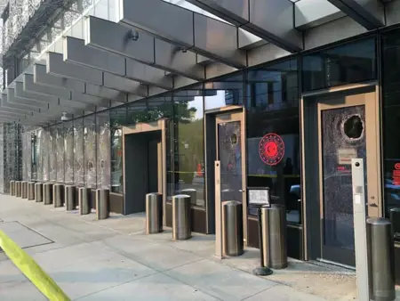 عاجل ..أنباء عن تعرض البيت التركي في نيويورك لهجوم  عاجل ..أنباء عن تعرض البيت التركي في نيويورك لهجوم