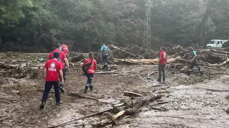 تركيا.. فيضانات كيركلاريلي تودي بحياة 3 أشخاص تركيا.. فيضانات كيركلاريلي تودي بحياة 3 أشخاص