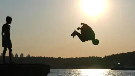 عاجل:تحذير في إسطنبول ..حظر السباحة في شواطئ بيكوز المطلة على البحر الأسود 