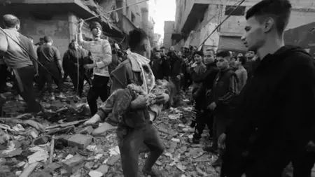 جنوب إفريقيا ترفع دعوى قضائية ضد إسرائيل أمام المحكمة الدولية بتهمة "الإبادة الجماعية" جنوب إفريقيا ترفع دعوى قضائية ضد إسرائيل أمام المحكمة الدولية بتهمة "الإبادة الجماعية"