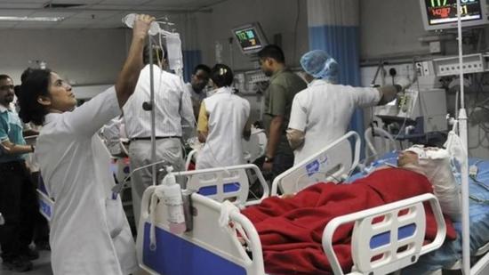 ماذا تفعل إذا تعرضت لتسمم غذائي في تركيا؟ دليل قانوني وصحي