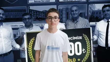 الأول على مستوى تركيا في امتحان LGS.. مدينة محمد تحتفي بإنجازه