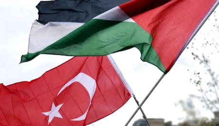 الجالية الفلسطينية في اسطنبول تنعي الصحافية شيرين أبو عاقلة
