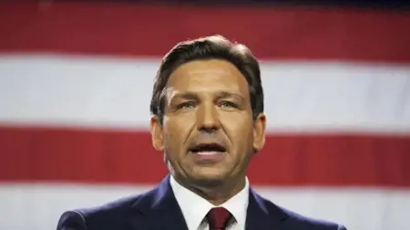 المرشح الرئاسي  الأمريكي ديسانتيس يعلن أنه لن يقبل لاجئين من غزة ويوضح السبب  المرشح الرئاسي  الأمريكي ديسانتيس يعلن أنه لن يقبل لاجئين من غزة ويوضح السبب